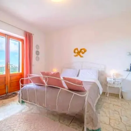 Guest house Bellavista Palau 3*